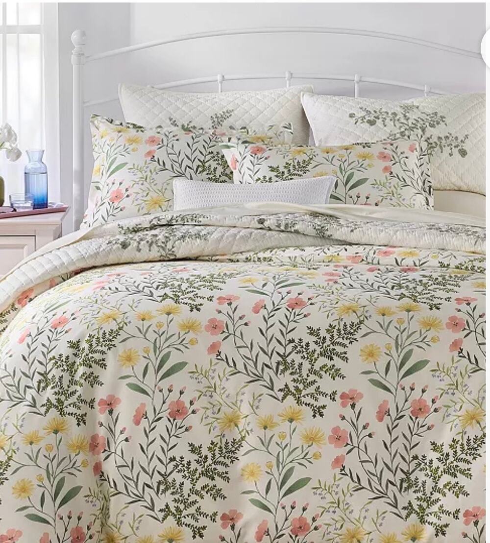 Charter Club Daisy Blooms Full/Queen Duvet Cover Set